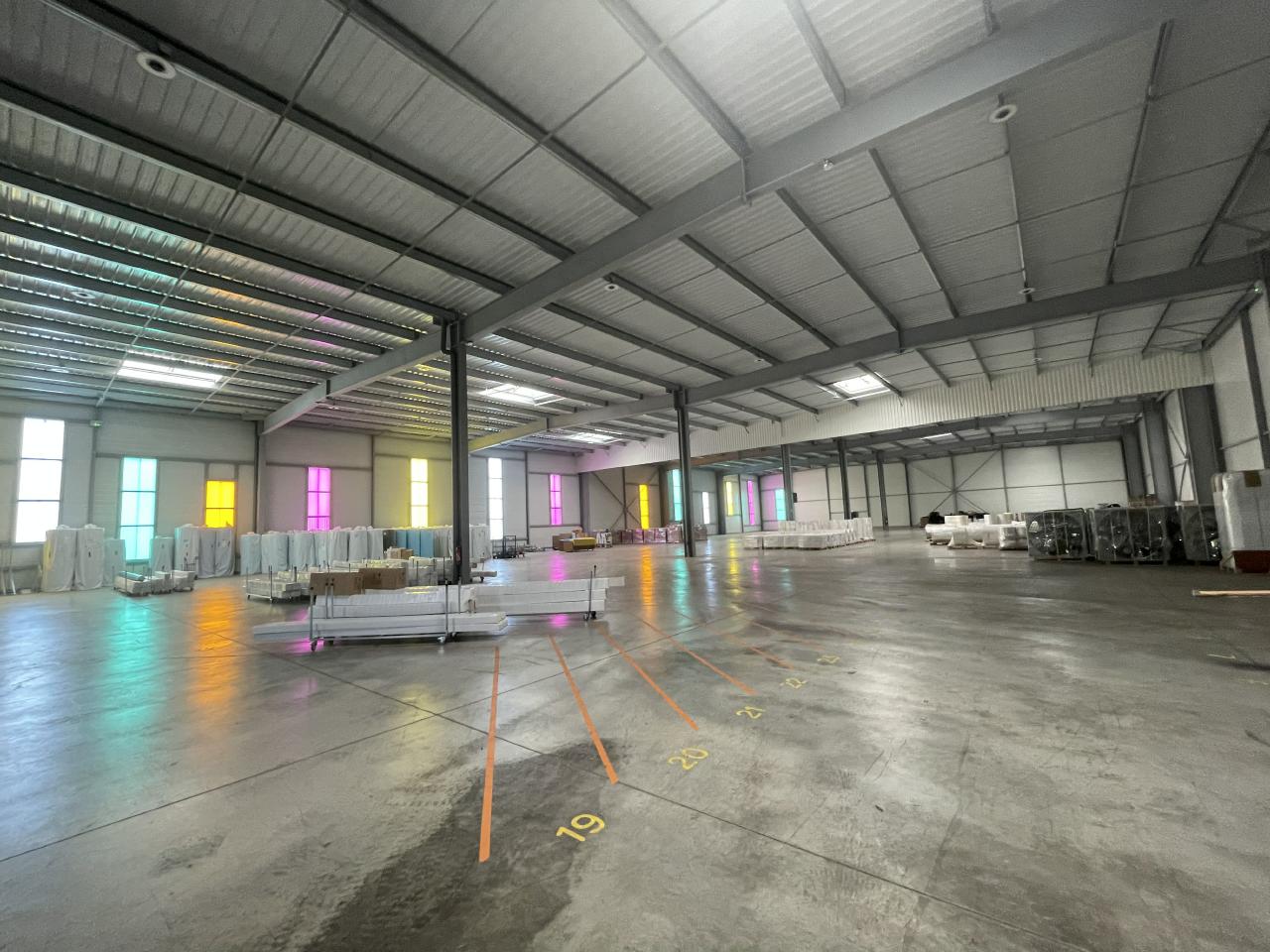 Local d'activité Saint-Jacques-de-la-Lande 3140m² Location local d'activité Saint-Jacques-de-la-Lande Ille-et-Vilaine OLACT2313867 2